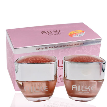 Meta  Digital Store  Silky Whitening  Skin Care Set