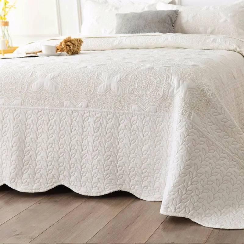 Nordic Embroidered Cotton Quilted Bedspread on the Bed Padded Summer Quilt Blanket Throw Coverlet Home Cubrecam Bed Cover Colcha