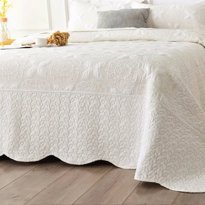 Nordiese Geborduurde Katoen Gewatteerde Bedsprei op die Bed Opgestopte Somer Quilt Kombers Gooi Dekbedekking Tuis Cubrecam Bed Cover Colcha