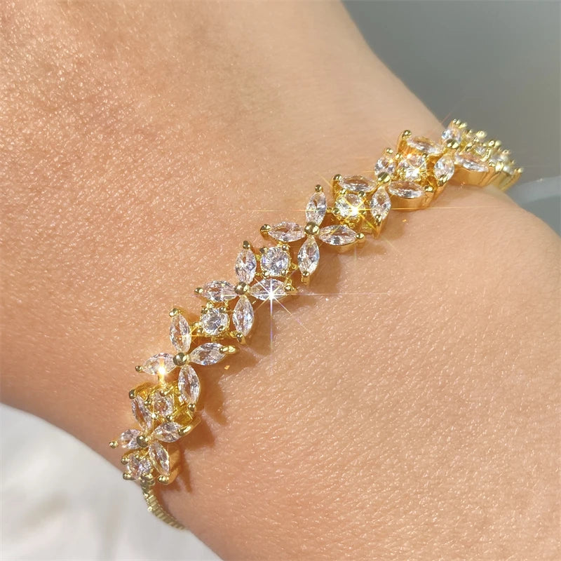 Classic Shiny Clear Zircon Flowers Adjustable Charm Bracelets for Women Sliver Color Fashion Wedding Jewelry